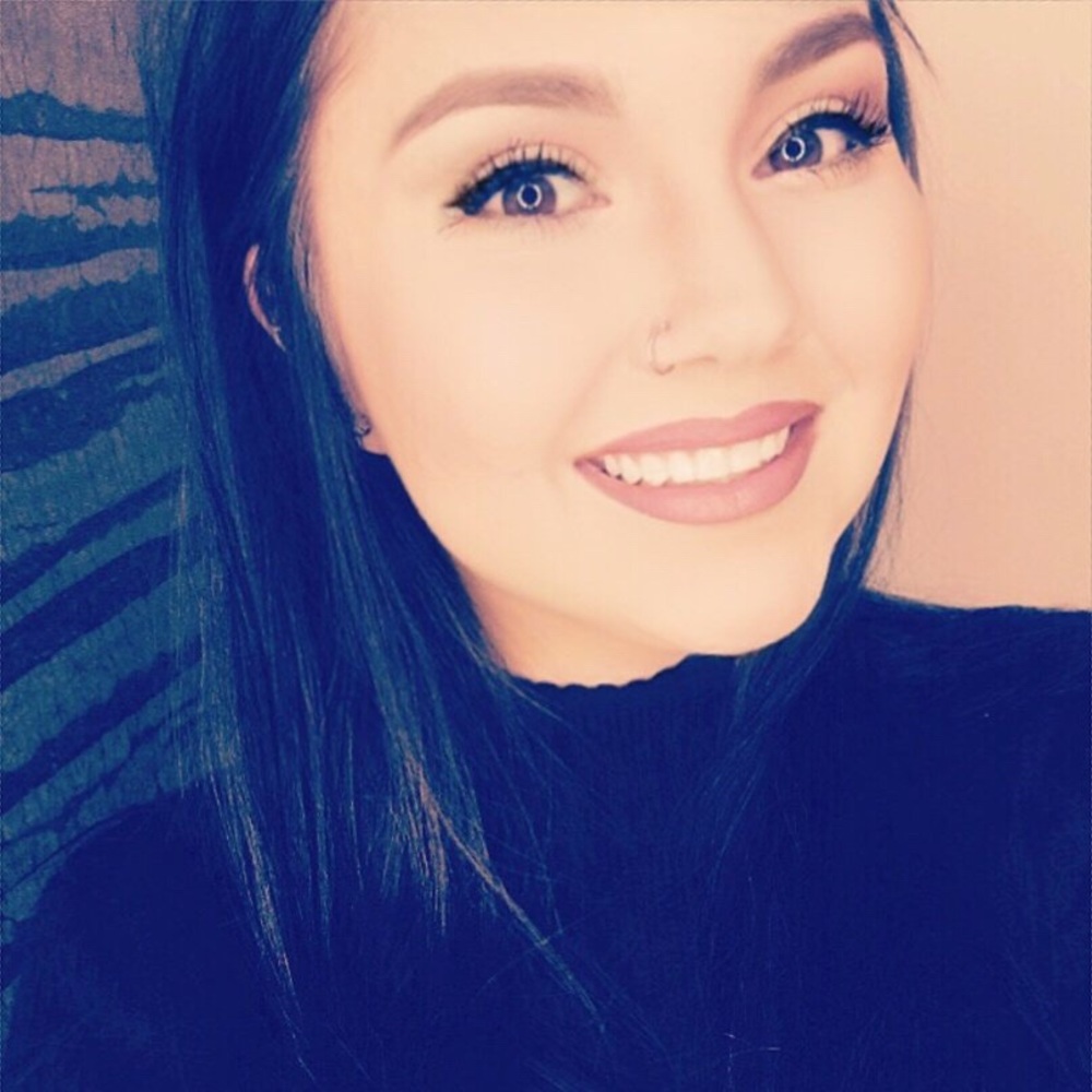 Meet your Posher, Amy